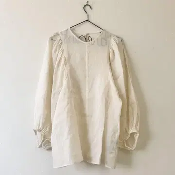 Spick & Span 볼륨 쓰리 라미 블라우스
