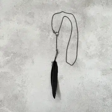 ANN DEMEULEMEESTER 안드무르메스테르 페더 목걸이