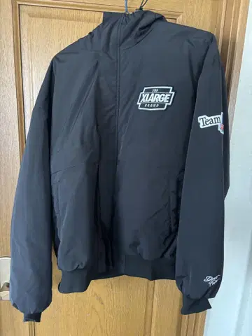 XLARGE 후드 부착 자켓 블랙