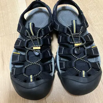 KEEN 킨 뉴포트 H2 스포츠 샌들 블랙 26