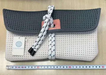 CHUCHKA 네오 플레인 메쉬 백 그레이 화이트