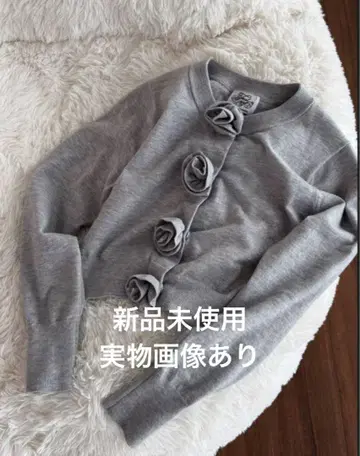 자신을 위한 장미 꽃 모티프 카디건