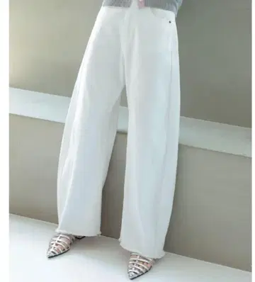 Re:EDIT 청바지 커브 데님 팬츠 화이트