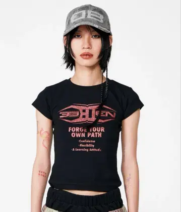 BEEDEN GLITTER LOGO FIT TEE