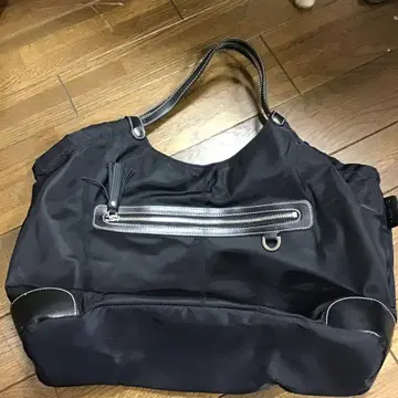 에네스베 보야지 나일론 핸드백