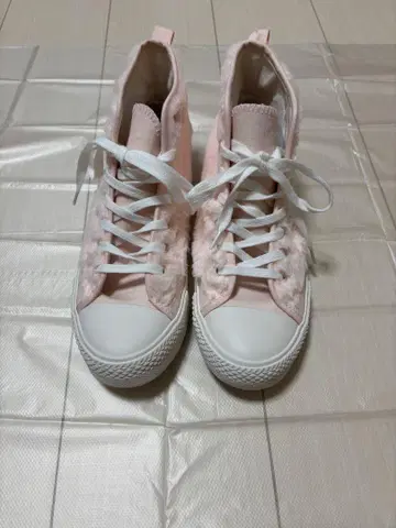 홍콩 디즈니 리나벨 털복숭이 스니커즈 24cm 사이즈 38 일본 미발매