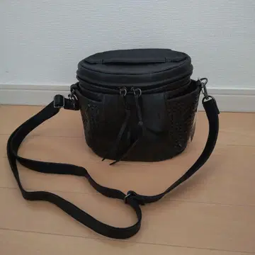 OSAM 블랙 가죽 버킷백 미사용 새상품
