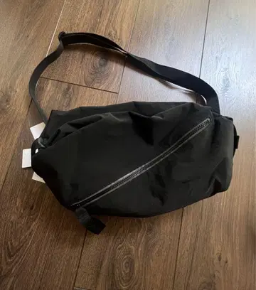 룰루레몬 Fast Track 백 2.0 10L 쿠리이로