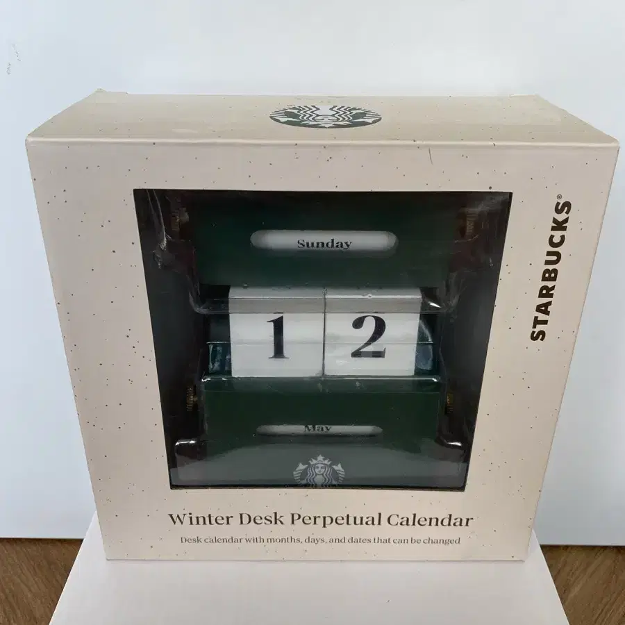 韓国スタバ★winter desk perpetual calendar 韓国スタバ☆winter desk perpetual calendar (Starbucks
