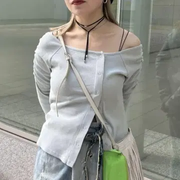 kastane 오프숄더 골지 티셔츠 색스 블루