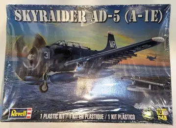 Revell 1/48 AD-5 (A-1E) 스카이 레이더 5327