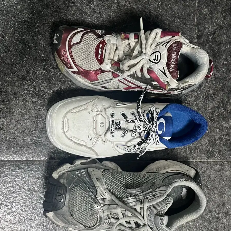 BALENCIAGA 발렌시아가 (43) Balenciaga Hamptons Sneakers White