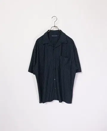 자카드 스트라이프 오픈 카라 반팔 셔츠