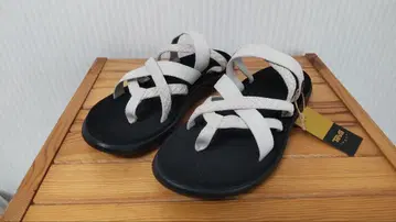 Teva VOYA ZILLESA US 사이즈 8 25cm~25.5cm