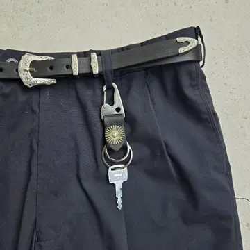 스터드 가죽 키링 핸드메이드 hs4-39