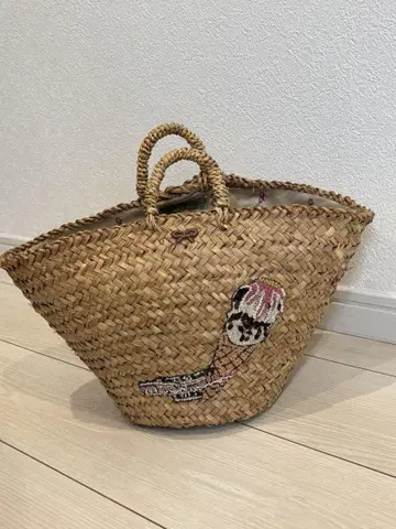 안야 힌드마치 레어 아이스크림 자수 바스켓백 스몰