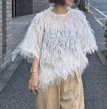 Cygne 시뉴 페더 탑스 Moni