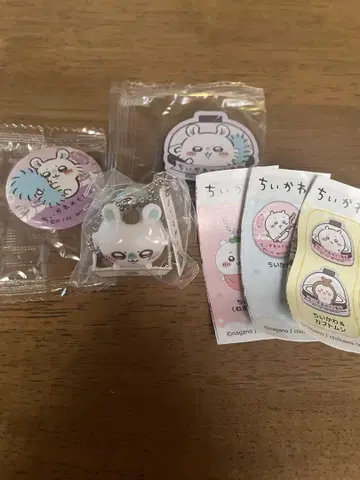 치이카와 (먼작귀) 쿠라스시 모몽가 벳쿠라폰 컴프