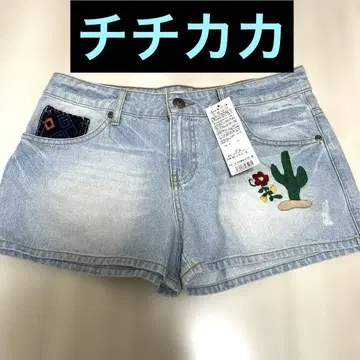 새상품 티티카카 데님 숏팬츠 선인장 자수 데미지 가공