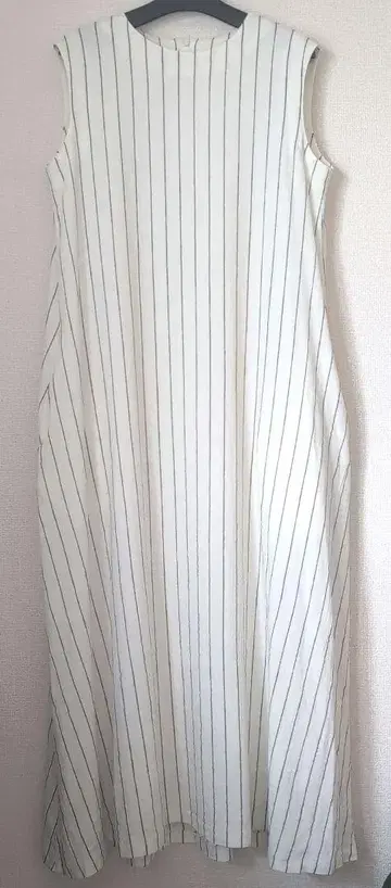줄라이바이아카 스트라이프 린넨 원피스