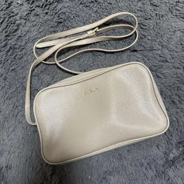 FURLA 베이지 숄더백