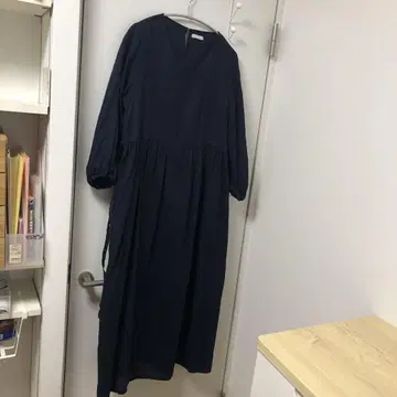 네이비 V넥 롱 원피스 포그 린넨 워크 린넨