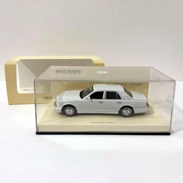 MINICHAMPS BENTLEY Linea Bianco 화이트