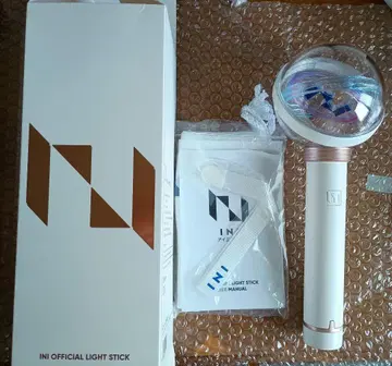 INI 응원봉