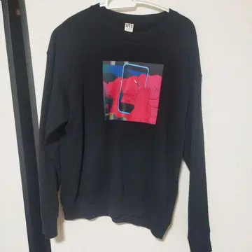 유니클로 맨투맨 KAWS + 워홀 M 사이즈