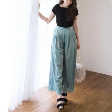 벨로아 컷워크 팬츠