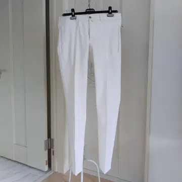 LARDINI 화이트 슬림 슬랙스