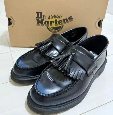 Dr. Martens/닥터마틴 ADRIAN 태슬 로퍼