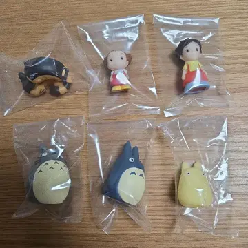 이웃집 토토로 소프비 6종 세트입니다.