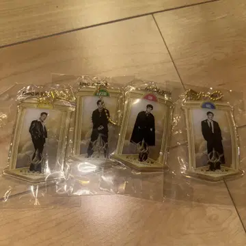 3대째 KINGDOM 가챠 클리어 참 4종 세트