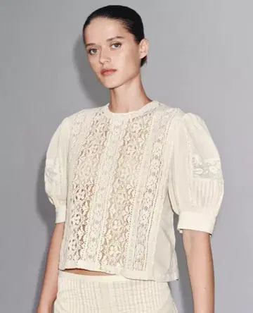 새상품급! ZARA WOMAN 자라 레이스 블라우스