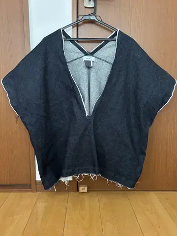 FACETASM V넥 프린지 데님 인디고 프레이드 헴 유니섹스