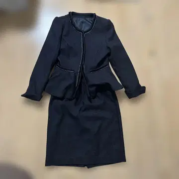 블랙 페플럼 수트 L 사이즈