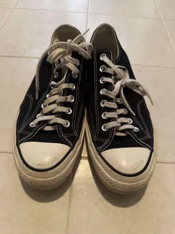 CONVERSE 블랙 로우 컷 스니커즈