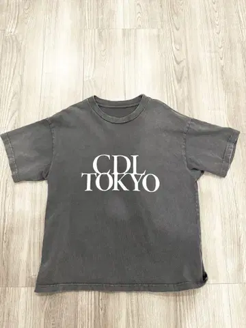 CDL TOKYO 빈티지 티셔츠 M 사이즈