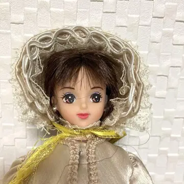 제니 인형 타카라 바비 인형