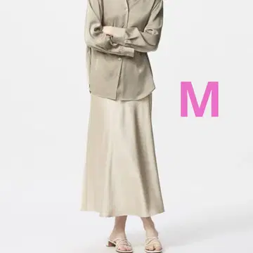 유니클로 2024년 새틴 스커트 페티코트 포함 M