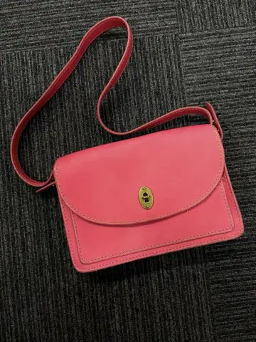 초레어! Fossil 가죽 숄더백