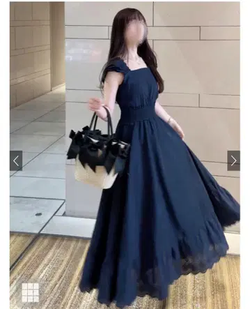 프릴 숄더 꽃무늬 자수 코튼 플레어 원피스