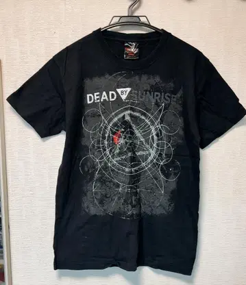 DEAD BY SUNRISE 블랙 티셔츠 M 사이즈
