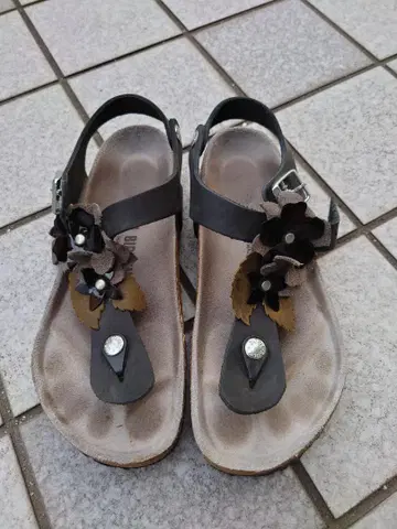 버켄스탁 샌들 꽃
