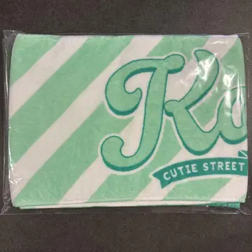CUTIE STREET 이타쿠라 카나 타월
