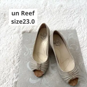 un Reef 앤 리프 오픈토 펌프스 23.5