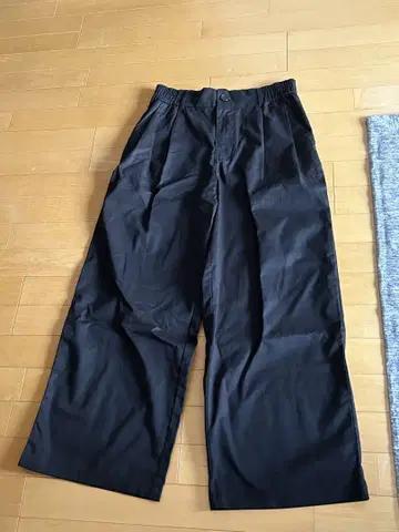 H&M 루즈핏 트윌 팬츠 블랙