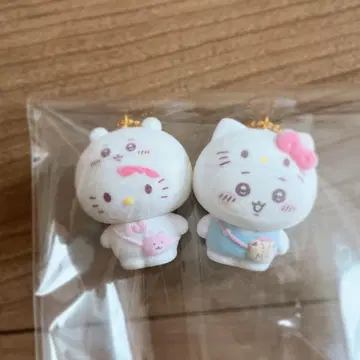 치이카와 산리오 플로키 마스코트 스트랩 키티