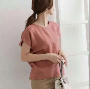 린넨 어반 리서치 도어스 린넨 백 턱 블라우스
